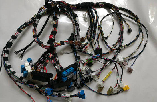 ���ϵ�о���